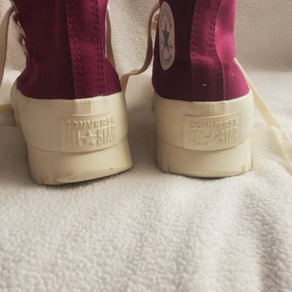 Converse Chuck Taylor All Star Lugged 2.0 High Tops. Mystic Orchid. Women 8 - Picture 8 of 14
